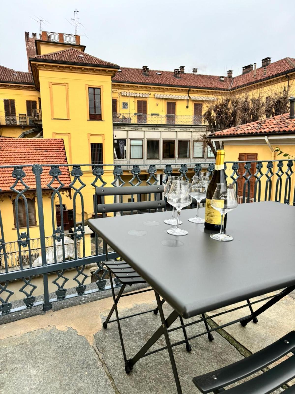 Le Tre Ca', Ca' Cecilia, Ca' Nina, Ca' Vittoria Apartment Asti Exterior photo